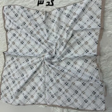 مینی اسکارف نخی نسکافه ای طرح دار قواره 65 در 65 سانتی متر