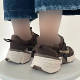 کتونی نایک زنانه مدل V2K
